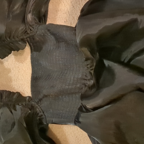 BNWT selkie caviar Maria size small - Picture 3 of 4